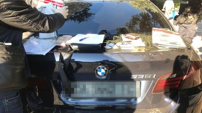 Підозрюваним у розповсюдженні наркотиків у Черкасах обрали запобіжний захід Підозрюваним у розповсюдженні наркотиків у Черкасах обрали запобіжний захід