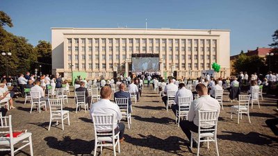 Партія "Слуга народу" на Закарпатті представила кандидатів на місцеві вибори Партія "Слуга народу" на Закарпатті представила кандидатів на місцеві вибори
