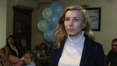"Маленьке-велике серденько": у Рівному презентували книжку дитини, яка бореться з онкозахворюванням "Маленьке-велике серденько": у Рівному презентували книжку дитини, яка бореться з онкозахворюванням