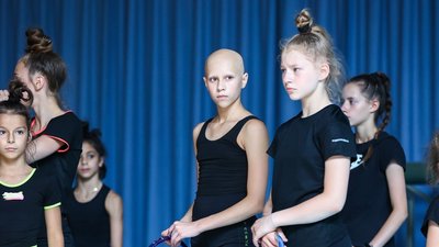"Військові захищають наші серця": як гімнастка з Харкова допомагає ЗСУ "Військові захищають наші серця": як гімнастка з Харкова допомагає ЗСУ