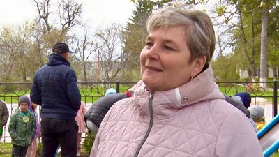 На Тернопільщині дошкільнята висадили іменні декоративні кущі На Тернопільщині дошкільнята висадили іменні декоративні кущі