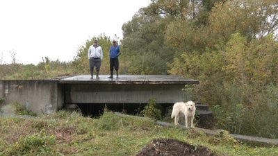На Львівщині демонтують міст між селами Монастирець та Поляна, частина якого обвалилася На Львівщині демонтують міст між селами Монастирець та Поляна, частина якого обвалилася
