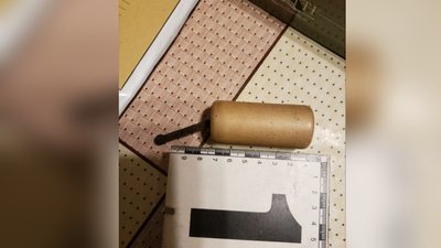 У двох мукачівців під час обшуків вилучили наркотики та вибухові пакети У двох мукачівців під час обшуків вилучили наркотики та вибухові пакети