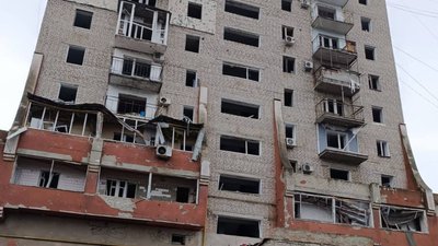 Будинок після російського удару по Балаклії 17 листопада 2025 року Будинок після російського удару по Балаклії 17 листопада 2025 року