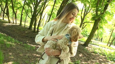 На фото Анастасія зі своєю собакою, яку вдалось розшукати. На фото Анастасія зі своєю собакою, яку вдалось розшукати.