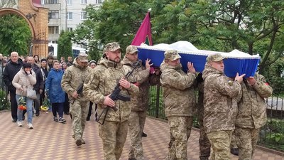 Поховання бійця Вадима Дроздова