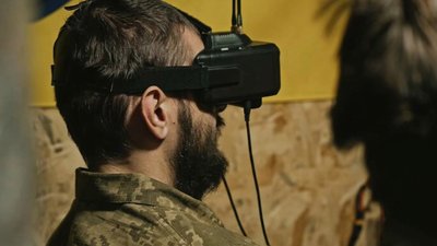 Школа пілотів Сапсан 14 бригади, 14 ОМБр пілотування, навчання керуванню дронами