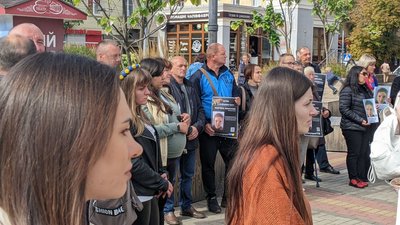 Акція на підтримку полоненої вагітної медикині Акція на підтримку полоненої вагітної медикині