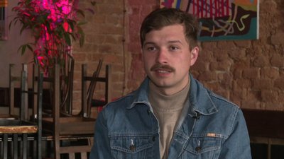 "Стендап — це чесний жанр": троє гумористів зі Львова розповіли про ремесло "Стендап — це чесний жанр": троє гумористів зі Львова розповіли про ремесло