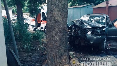 У спальному районі Одеси внаслідок ДТП загинув 49-річний водій