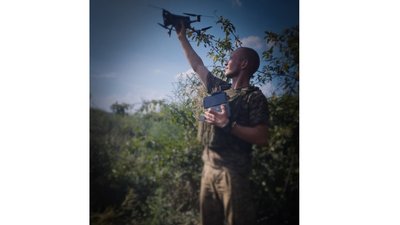 Військовому з Першотравенська на Дніпропетровщині Дмитру Клочку просять присвоїти звання Героя України посмертно Військовому з Першотравенська на Дніпропетровщині Дмитру Клочку просять присвоїти звання Героя України посмертно