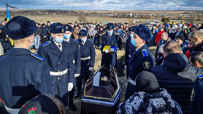 На Одещині попрощалися з гвардійцем, який загинув під час стрілянини у Дніпрі