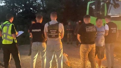 48 тис. доларів за перетин кордону у фурі: на Одещині затримали двох іноземців
