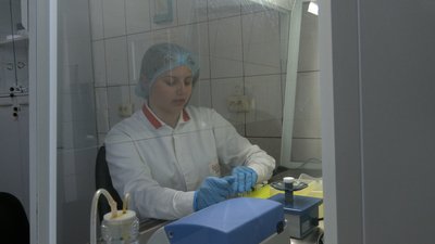 Досліджують рак, інфаркти та інсульти: як працює наукова лабораторія молекулярно-генетичних досліджень у Сумах Досліджують рак, інфаркти та інсульти: як працює наукова лабораторія молекулярно-генетичних досліджень у Сумах