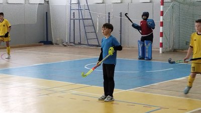 На турнірі з індорхокею "Сумська осінь-2022" завершили гру команди хлопців На турнірі з індорхокею "Сумська осінь-2022" завершили гру команди хлопців