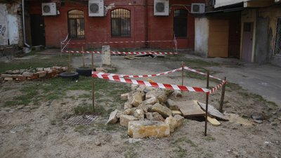 В Одесі пам’ятка у центрі міста може провалитися під землю В Одесі пам’ятка у центрі міста може провалитися під землю