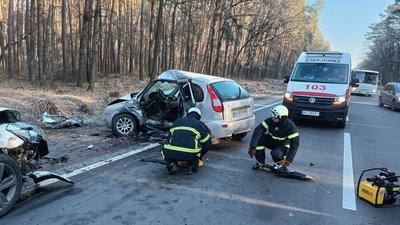 Аварія в селі Жабка за участі легкових автомобілів 8 березня