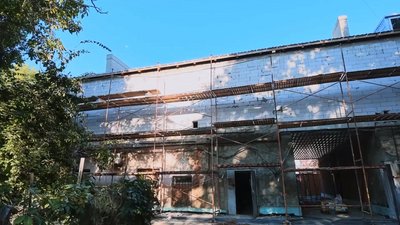Відновлювальні роботи у будинку на проспекті Шевченка в Одесі