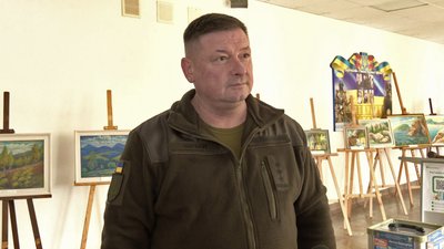 Під час благодійної виставки на Волині зібрали понад 110 тисяч гривень для військових Під час благодійної виставки на Волині зібрали понад 110 тисяч гривень для військових