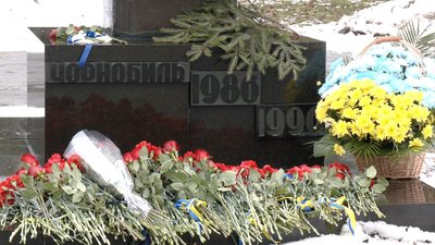 У Вінниці вшанували пам'ять ліквідаторів аварії на Чорнобильській АЕС У Вінниці вшанували пам'ять ліквідаторів аварії на Чорнобильській АЕС