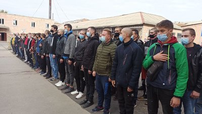 З Кропивницького на військову службу відправлять десятьох призовників З Кропивницького на військову службу відправлять десятьох призовників