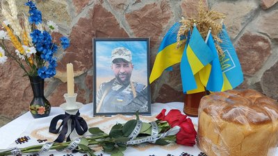 Відкриття дошки бійцю Віталію Дутчаку, Тернопіль, Заліщики, 21 березня, 2024 Відкриття дошки бійцю Віталію Дутчаку, Тернопіль, Заліщики, 21 березня, 2024