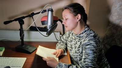 Аудіозібрання Анатолія і Дар'ї Сассів презентували у сумській бібліотеці Аудіозібрання Анатолія і Дар'ї Сассів презентували у сумській бібліотеці