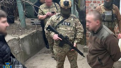 СБУ затримала військового, якого підозрюють у наведенні ракет РФ на Донеччині