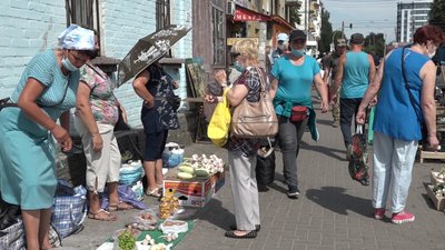 У Житомирі з початку року муніципали склали 422 протоколи за торгівлю в недозволених місцях У Житомирі з початку року муніципали склали 422 протоколи за торгівлю в недозволених місцях