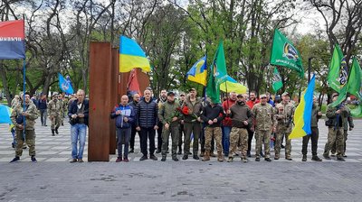 Ветерани АТО у Харкові влаштували автопробіг до Дня перемоги Ветерани АТО у Харкові влаштували автопробіг до Дня перемоги
