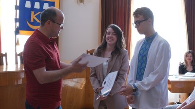 ЗНО на 200 балів. Історії успіху прикарпатських випускників