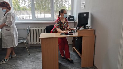"Хотілося приносити користь місту, яке нас прийняло": лікарка з Харкова працює на Полтавщині "Хотілося приносити користь місту, яке нас прийняло": лікарка з Харкова працює на Полтавщині