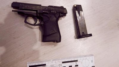 У Франківську чоловік розважався стріляниною з балкона