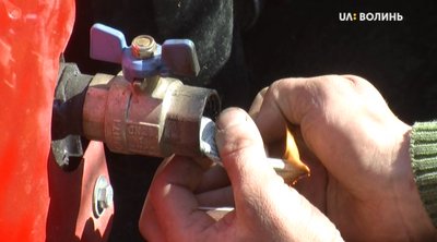 У Луцьку з`явилася Таврія, яка їздить на дровах У Луцьку з`явилася Таврія, яка їздить на дровах