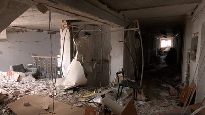 Готель всередині Готель всередині