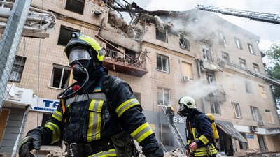 Вибухи на Херсонщині та обстріли обласних центрів. Як минула ніч у регіонах