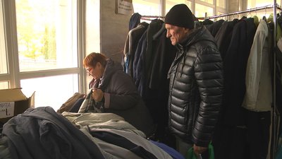 Постільна білизна, ковдри, подушки: потреби пункту допомоги переселенцям в Луцьку Постільна білизна, ковдри, подушки: потреби пункту допомоги переселенцям в Луцьку