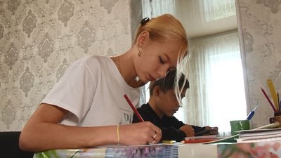 Понад усе мріють повернутися додому – на Черкащину з Краматорська переїхав дитбудинок сімейного типу Понад усе мріють повернутися додому – на Черкащину з Краматорська переїхав дитбудинок сімейного типу