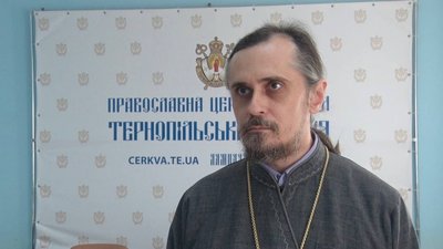 "Це вирішується на рівні самої парафії": архієпископ ПЦУ Нестор про богослужіння 25 грудня