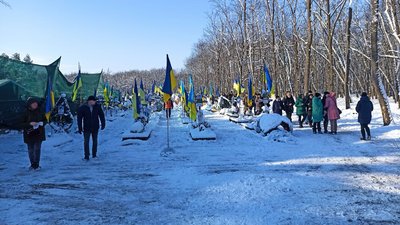 У Кропивницькому попрощалися з бійцями Олександром Колошвою та Олександром Кубанським