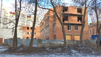 Забудова біля колишнього Кадетського корпусу Забудова біля колишнього Кадетського корпусу