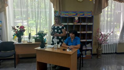 “Поезія без укриття”. У Сумах презентували антологію антивоєнних віршів “Поезія без укриття”. У Сумах презентували антологію антивоєнних віршів