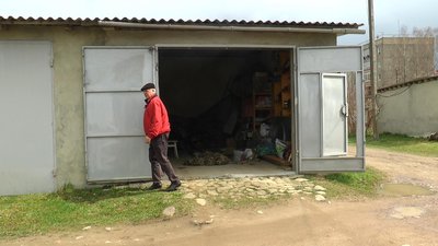 "Якщо хоч одна моя сітка врятувала життя, то я щасливий". Волонтер Іван Ляхович "Якщо хоч одна моя сітка врятувала життя, то я щасливий". Волонтер Іван Ляхович