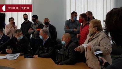 Херсонські аграрії вимагають відкриття ринків Херсонські аграрії вимагають відкриття ринків