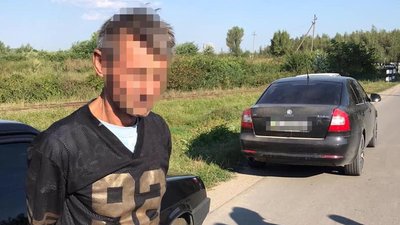 Раніше судимого закарпатця затримали за крадіжку сумки та велосипеда Раніше судимого закарпатця затримали за крадіжку сумки та велосипеда