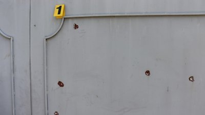 "Знайшли шматки тіла сина, зібрали їх у мішки": у Малій Рогані окупанти розстріляли з танку авто "Знайшли шматки тіла сина, зібрали їх у мішки": у Малій Рогані окупанти розстріляли з танку авто
