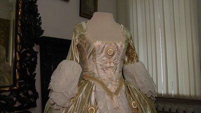 Театральні костюми, перуки та маски: випускники театрального коледжу Одеси представили свої роботи Театральні костюми, перуки та маски: випускники театрального коледжу Одеси представили свої роботи