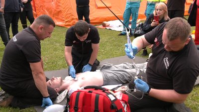 На Рівненщині інструктори екстренки навчають керівників медслужб ДСНС На Рівненщині інструктори екстренки навчають керівників медслужб ДСНС