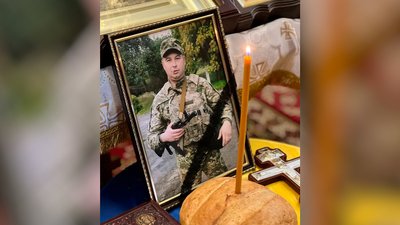 Опізнали за ДНК-експертизою: на Чернігівщині попрощалися зі старшим солдатом Олександром Мартусем