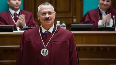 НАЗК склало протокол за адмінпорушення на виконувача обов'язків голови Конституційного суду Головатого